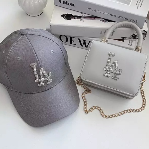 Los Angeles bling sparkle ball cap and purse set clutch handbag - Picture 1 of 5